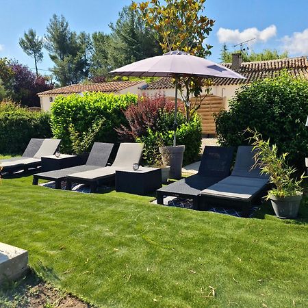 特雷斯Mas Gabelys Superbe Vue Sainte Victoire Jardin Terrasse Et Piscine公寓 外观 照片