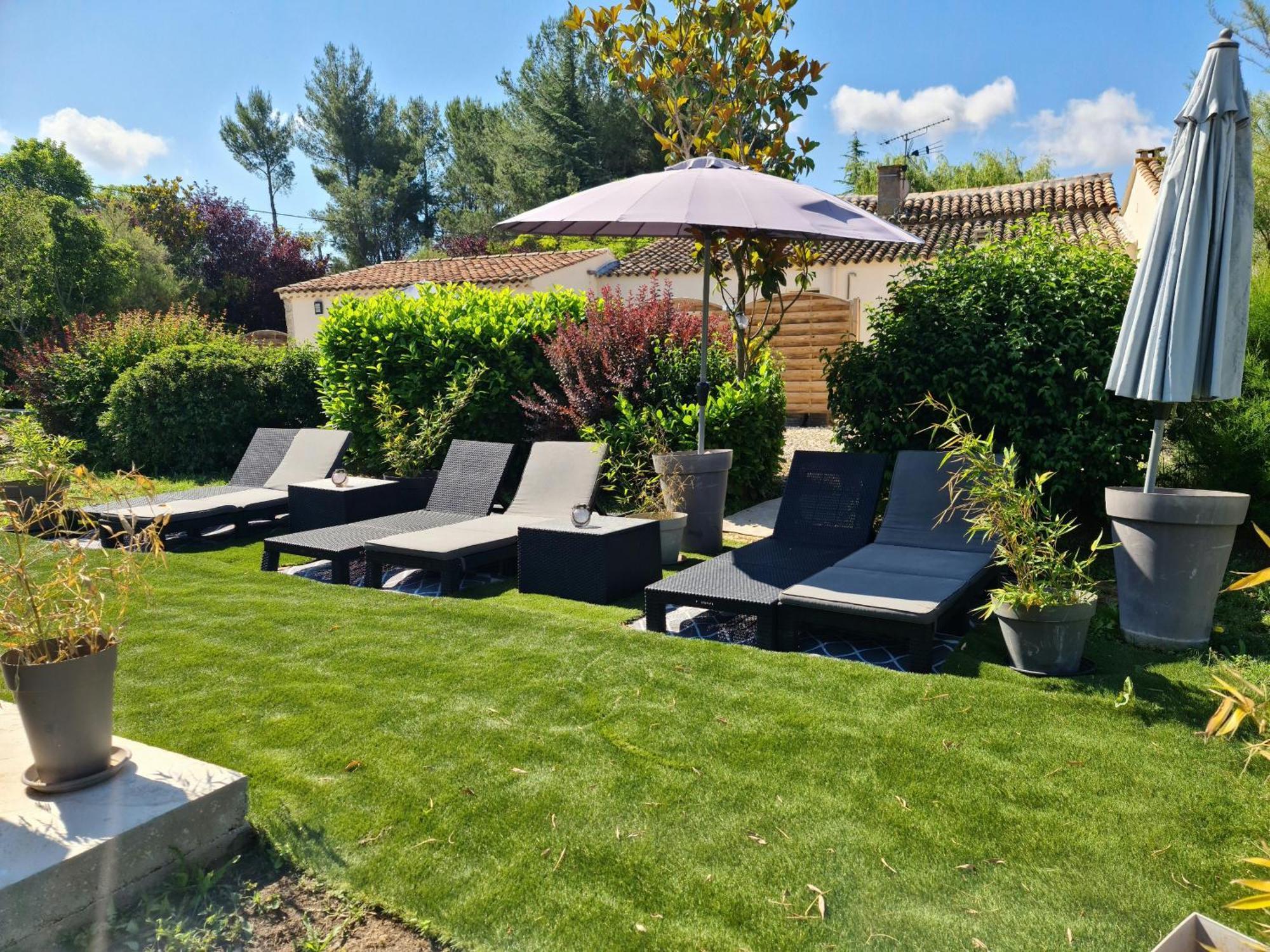 特雷斯Mas Gabelys Superbe Vue Sainte Victoire Jardin Terrasse Et Piscine公寓 外观 照片